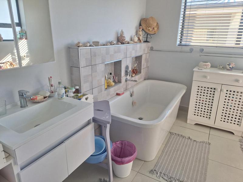 3 Bedroom Property for Sale in Monte Christo Western Cape